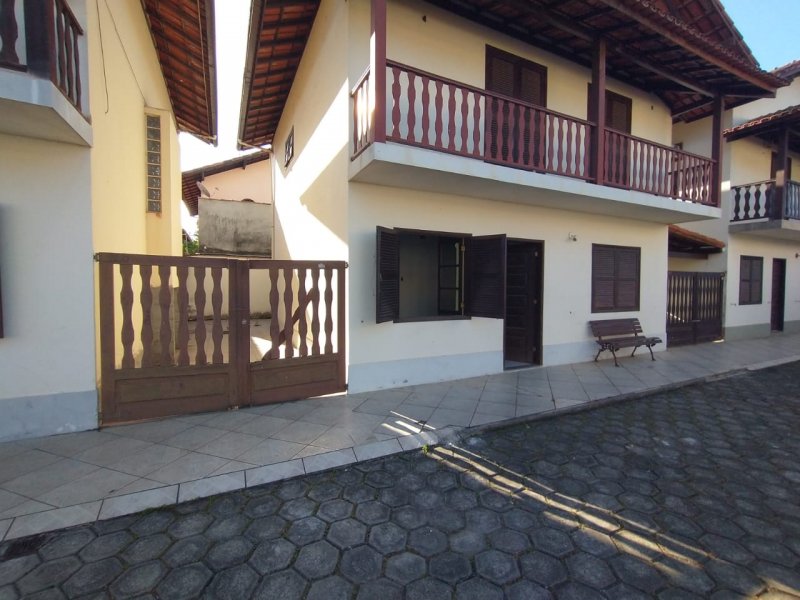 Casa em Condomnio - Venda - Extenso do Bosque - Rio Das Ostras - RJ